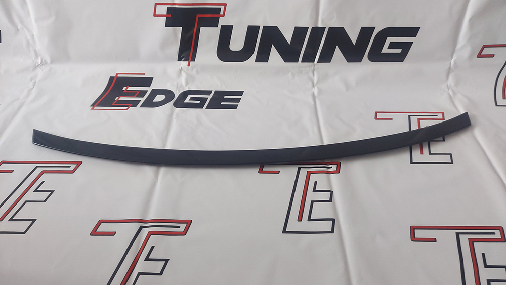 Лип-спойлер крышки багажника Skoda Octavia A7 (черный глянец)