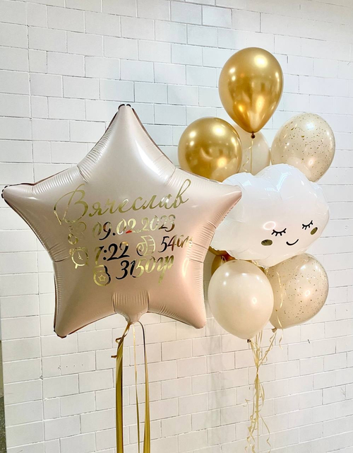 Большая звезда с метрикой, фонтан из шаров с облаком