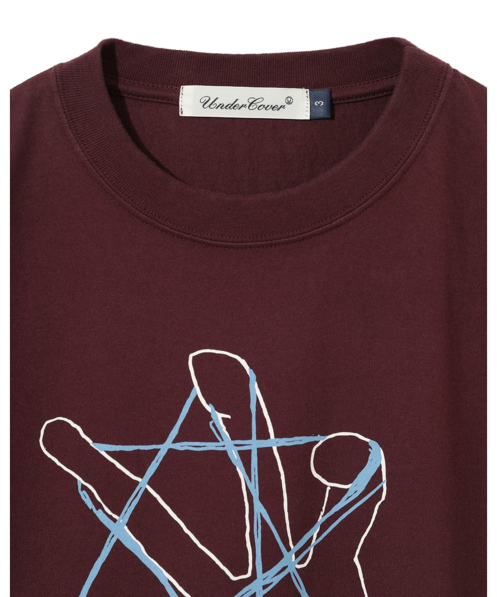 UNDERCOVER ФУТБОЛКА БОРДОВАЯ С ПРИНТОМ