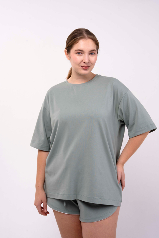 Оверсайз футболка со спущенным рукавом