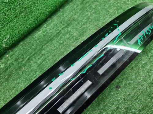 Фонарь крышки багажника Lixiang L7 (2022-2024)