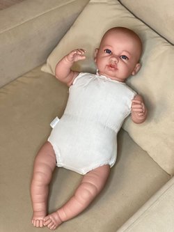 Кукла Berbesa мягконабивная 50см SARA (5218S)