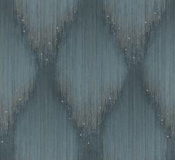 Papis Loveday Fashion Icon