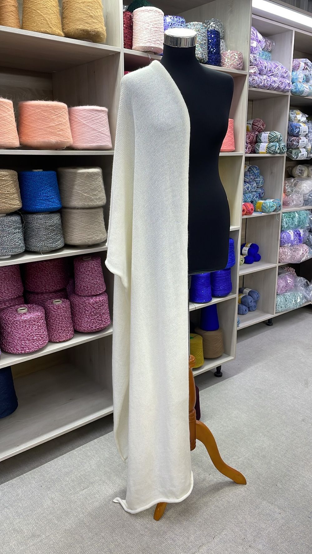 Бобинная пряжа для вязания (300 гр.) NEW MILL 60% Меринос суперфайн 40% полиамид