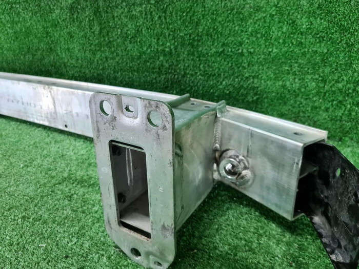 Усилитель передний Genesis G80 2 (2020-н.в.)