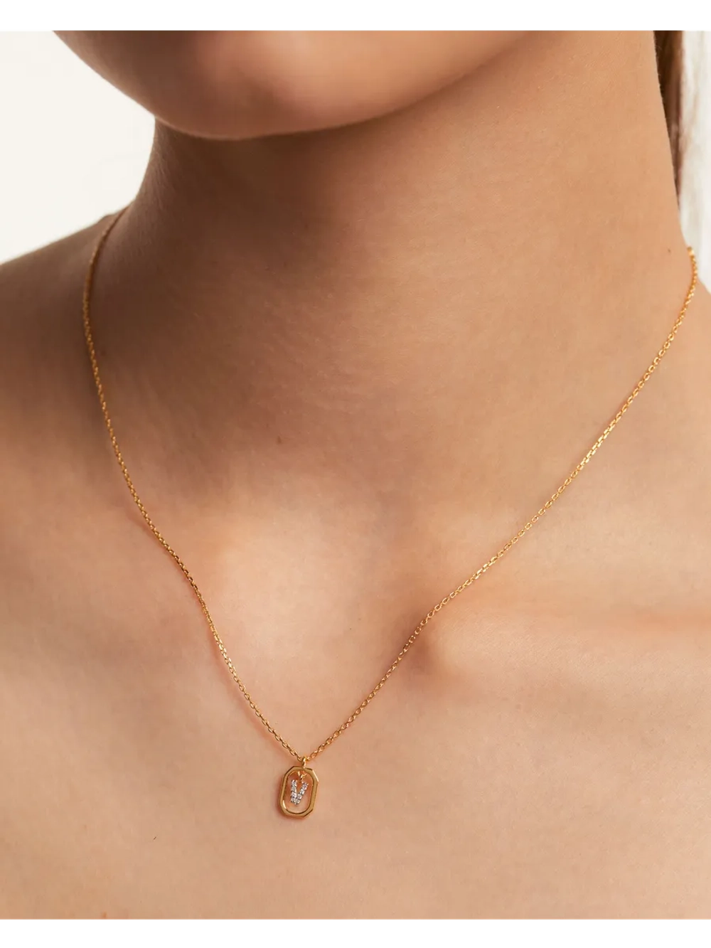 Колье Мини-Буква V серебро 925 пробы покрытое золотом