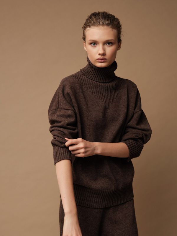 458457-8100 Костюм женский, шоколадный