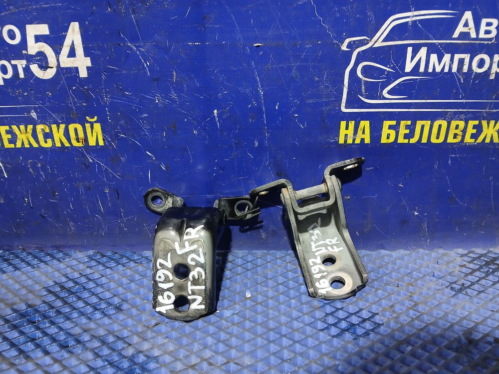 Петля двери передней правой NISSAN X-TRAIL 2013-2017