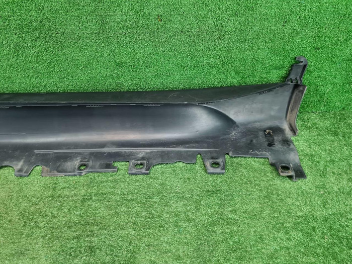 Накладка порога правая BMW X6 F16 (2014-2020)