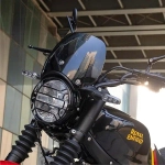 Ветровое стекло тонированное Royal Enfield, Guerrilla 450, KXA00473