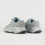 Кроссовки Adidas Yeezy Boost 700 v2 Hospital Blue