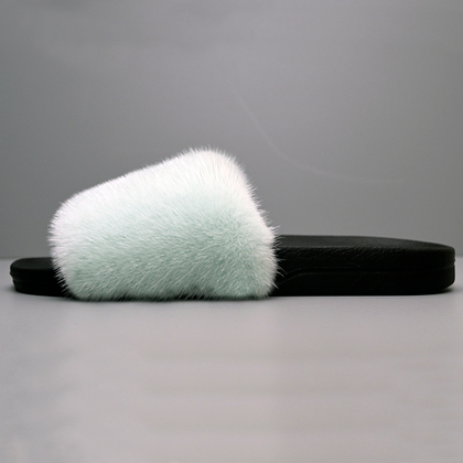 Шлепанцы из меха норки | Мята