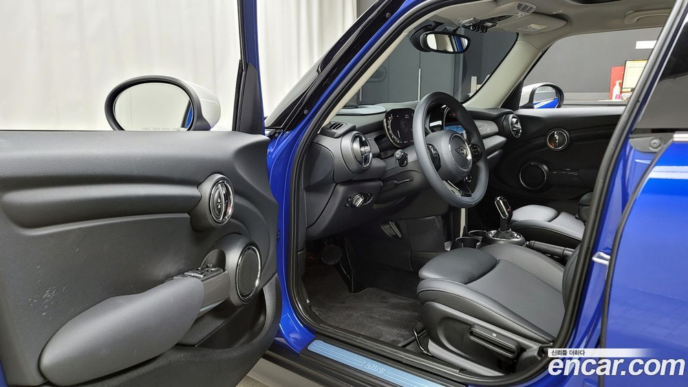 Mini Cooper 5 даерей HIGH (06.2021)