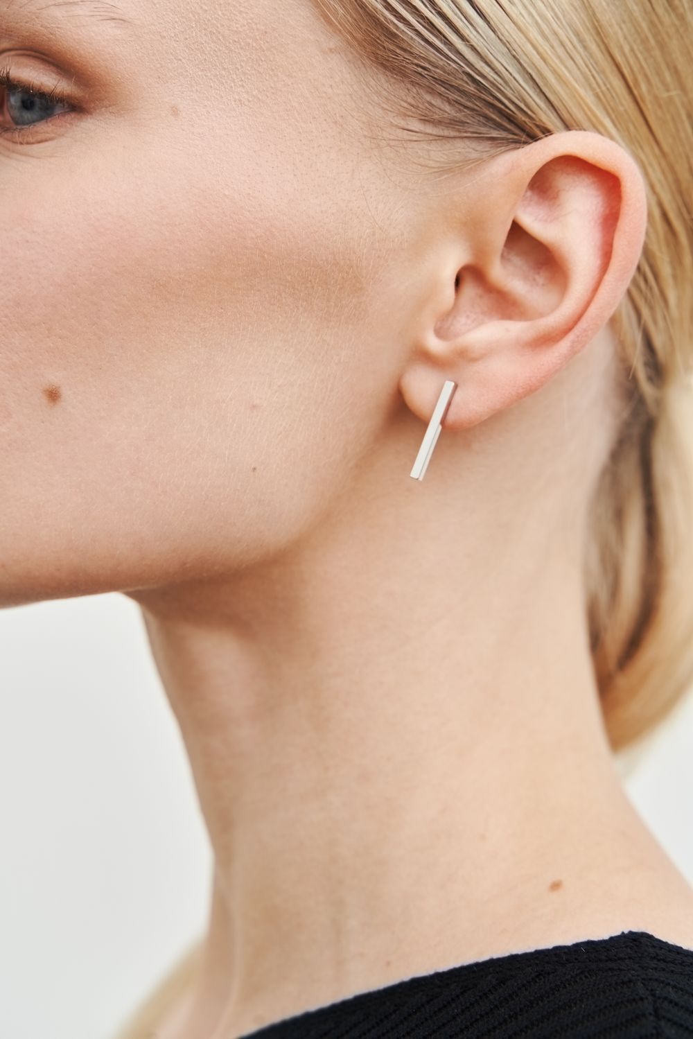 EYECATCHING 2 in 1 EARRINGS