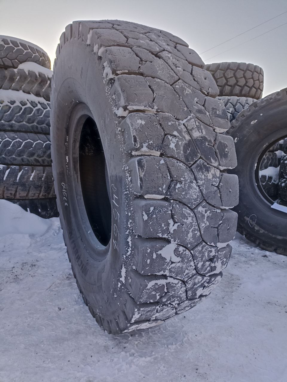 27.00R49 Michelin XDR3 шина б/у