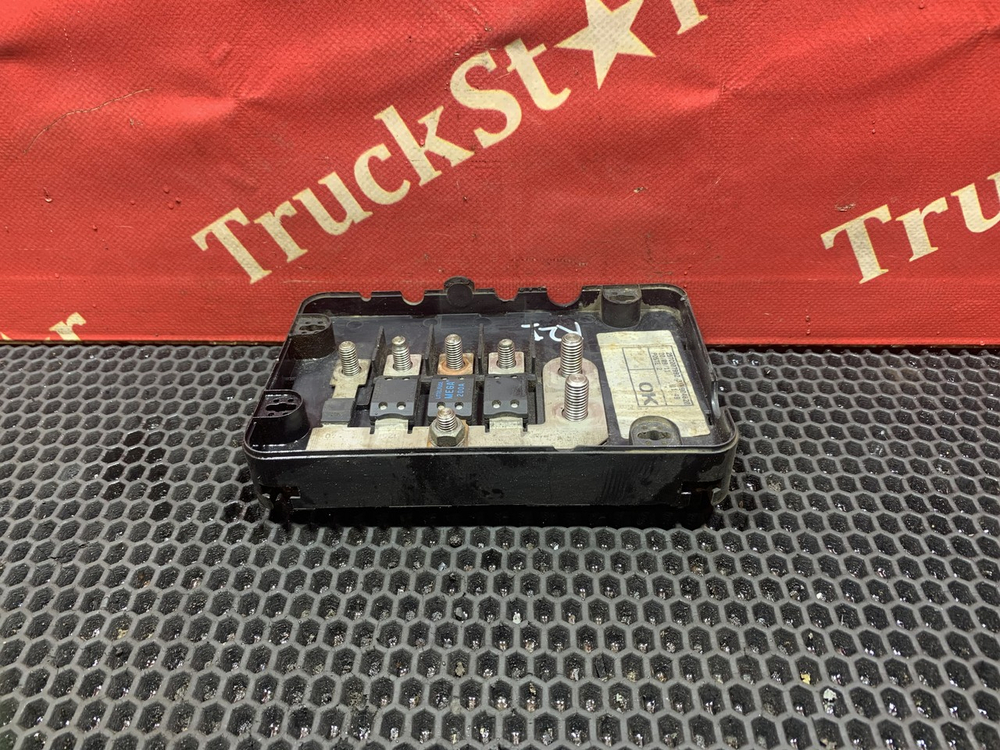 Блок силовых предохранителей