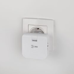 Разветвитель электрический ЭРА SPF-2-FL-USBC поворотный на 2 розетки + 2USB A+C 10А белый | Электротовары