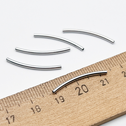 Бусина Трубочка изогнутая, цвет серебро (родий), размер 25 мм, толщина 1,5 мм, цена за 1 шт