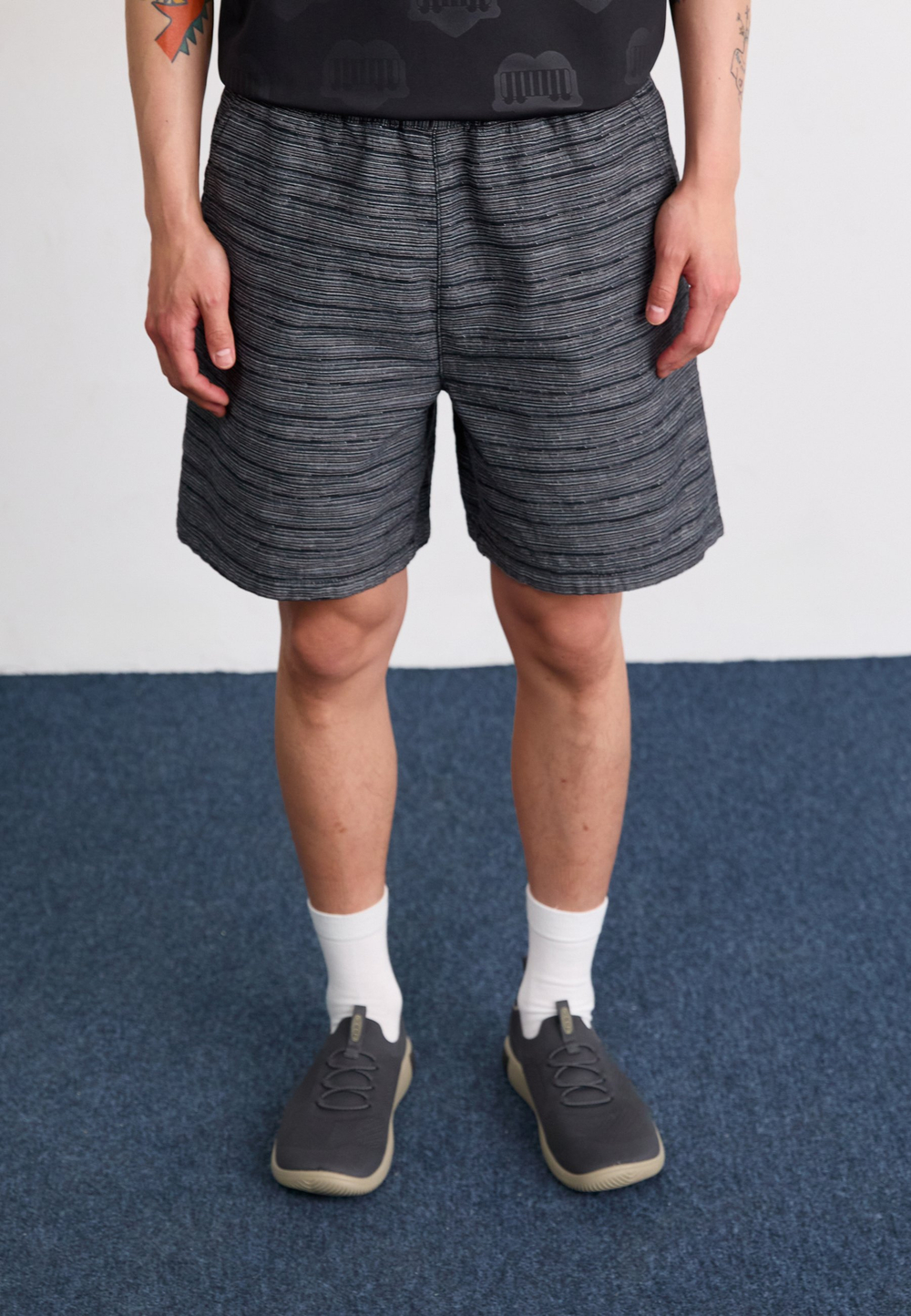 Carhartt WIP GELLAR GLENVILLE - Шорты - Чёрный