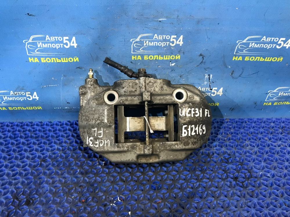 Суппорт тормозной передний левый TOYOTA CELSIOR 2003-2006