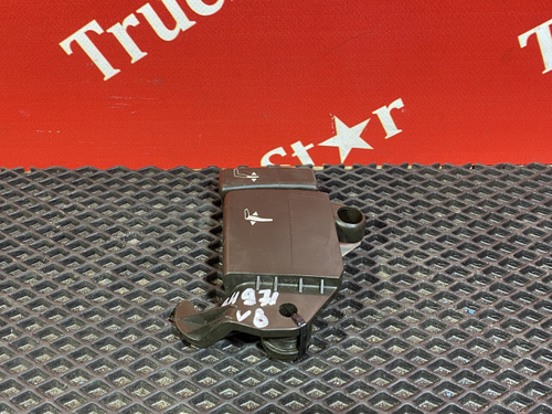 Кнопка регулировки сиденья 2020г