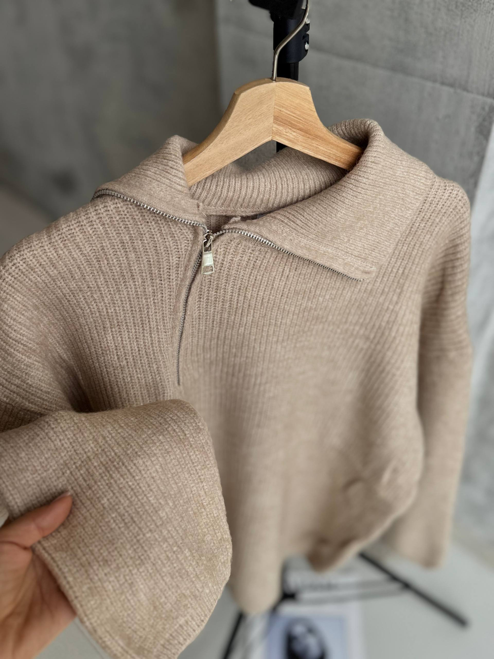 Свитер жен. 935 тм.беж.