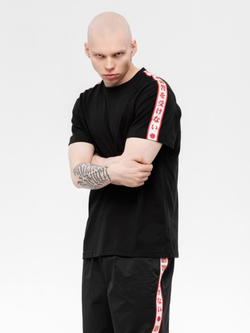 Футболка UNAFFECTED Япония Лампасы Чёрный