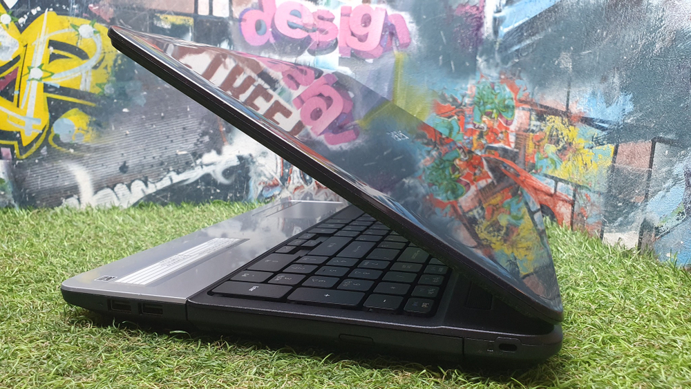 Ноутбук Acer i5/8Gb/710M 1Gb/Aspire E1-571G E1-571G-53234G50Mnks/Windows 10