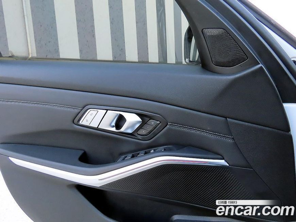 BMW 3 Series (G20) 320i Luxury (10.2021)