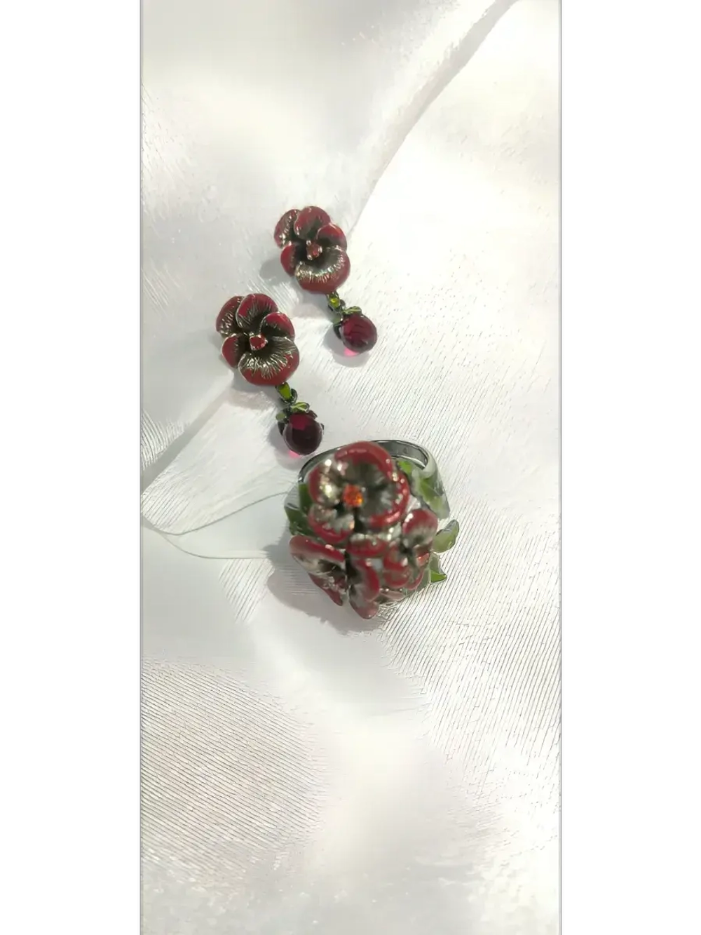 Ювелирное кольцо серебро 925 эмаль стразы