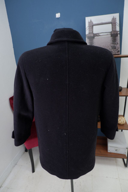 Пальто классическое 46 размер