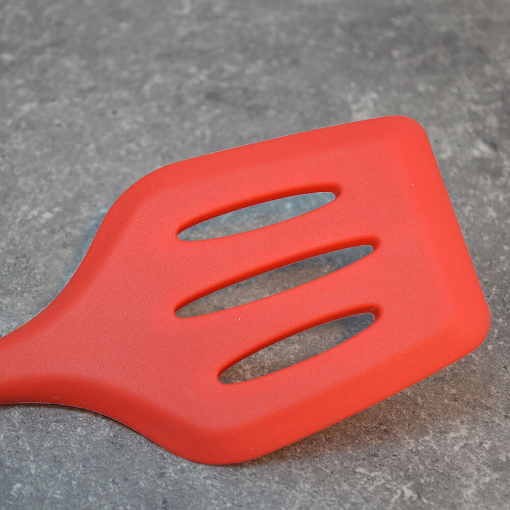 Лопатка кулинарная силиконовая армированная 29,5*8см