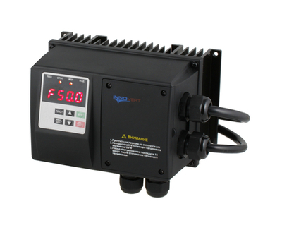 Преобразователь частоты INNOVERT IPD551P21B IP65, 0.55 кВт (вход: 1фаза x 220В / выход: 3фазы х 220В) выходной ток 3.5А