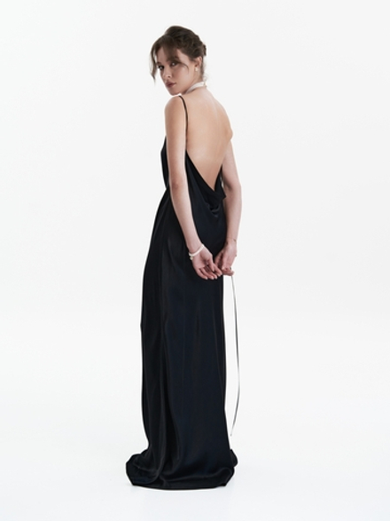 Платье в бельевом стиле в черном цвете