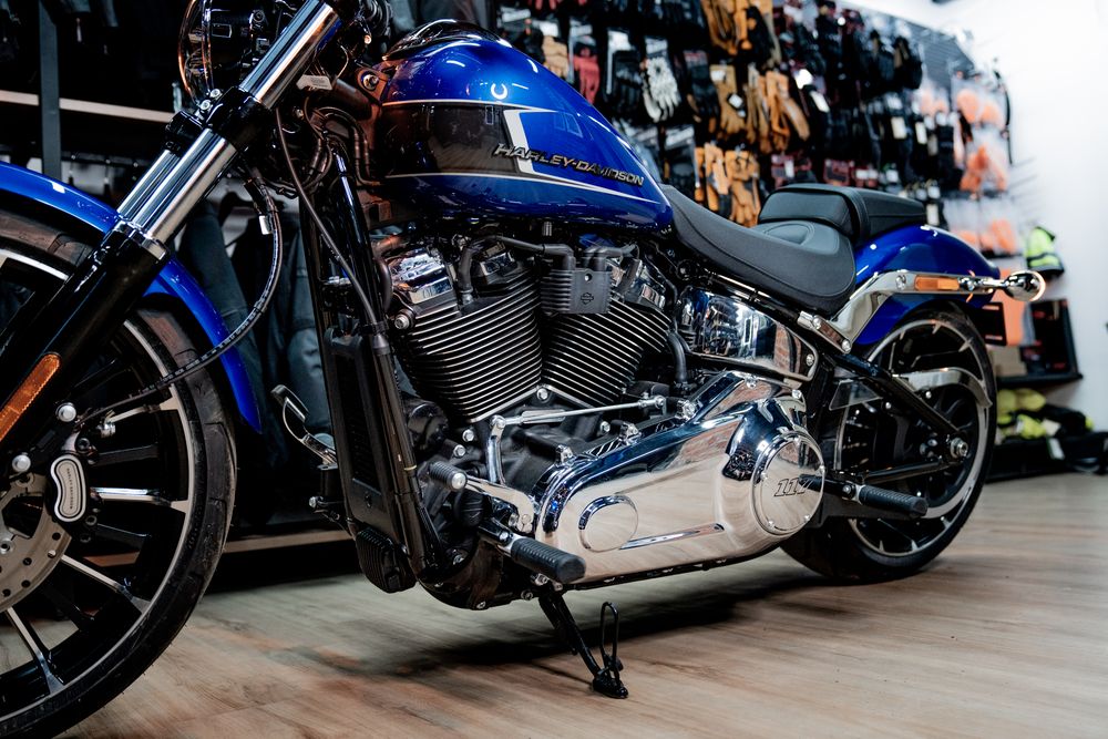 Breakout 117 Blue Burst, 2024 Пробег: 2 км