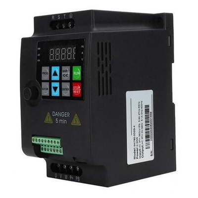 Преобразователь частоты SKI780-1D5-1 1.5 кВт, 220В