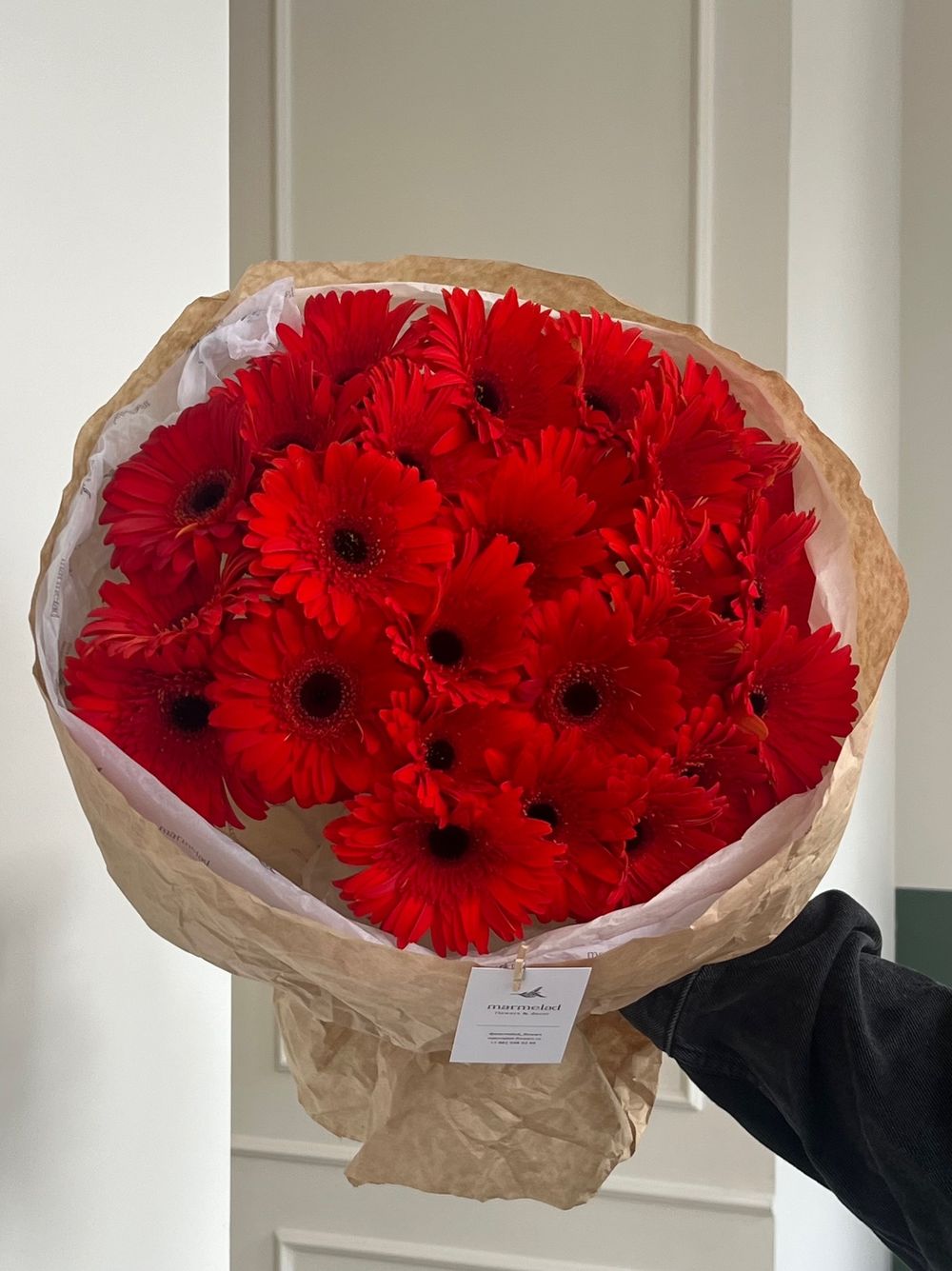 Букет из гербер в красном оттенке 25 шт