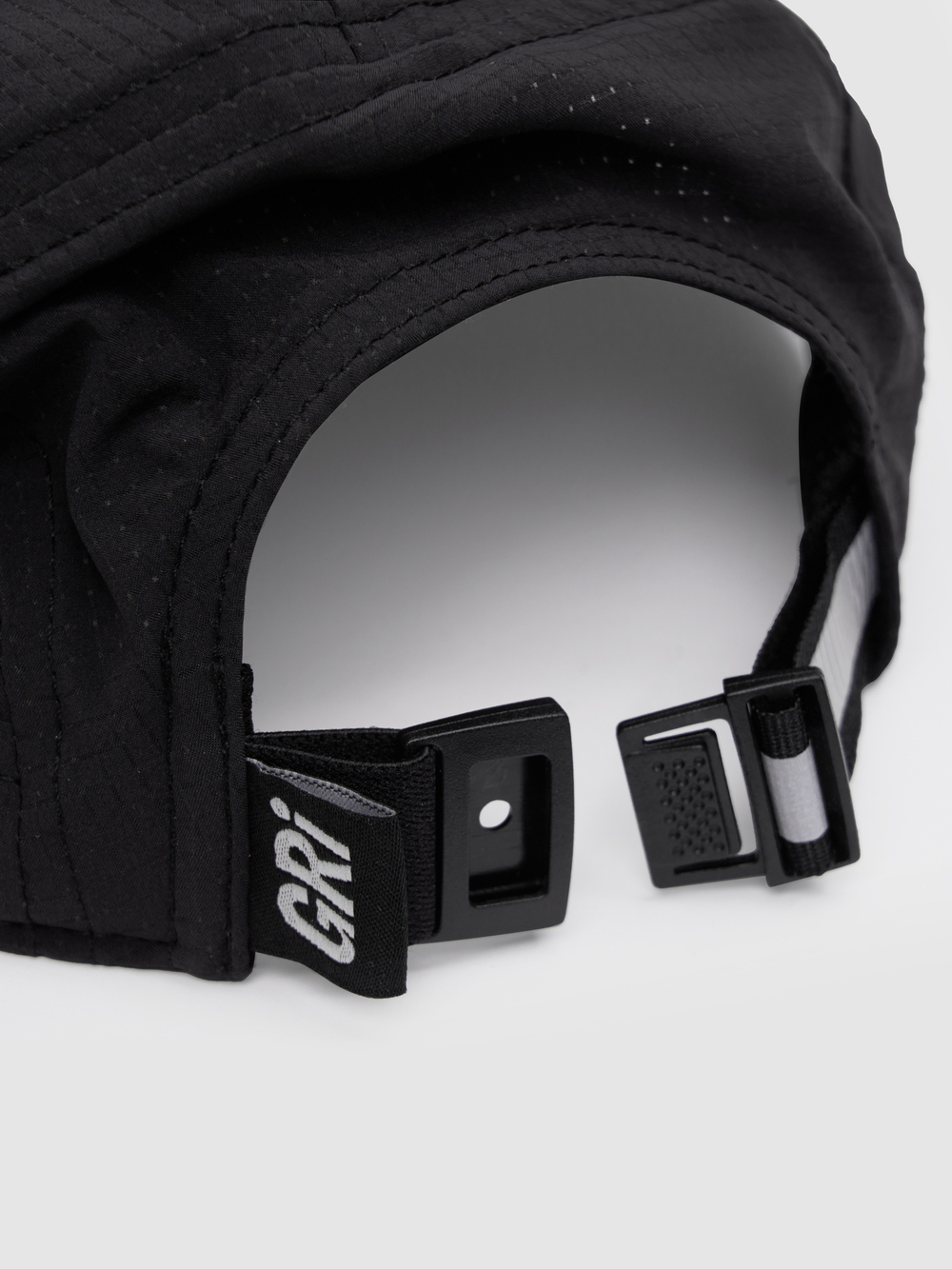 Кепка GRI чёрная