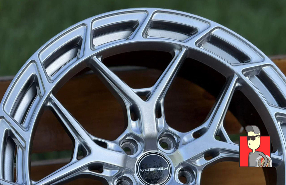 Комплект дисков Vossen 20x8.5 et35 5x108