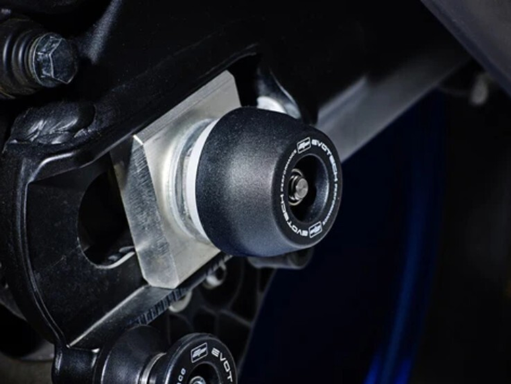 Evotech Performance Слайдеры в оси Yamaha YZF-R1 PRN012288-012291