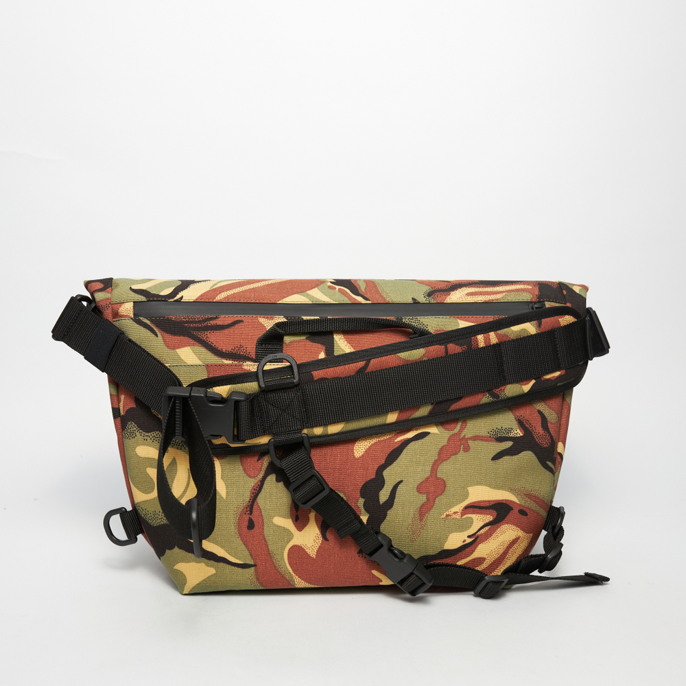 Сумка Technic Courier M camo