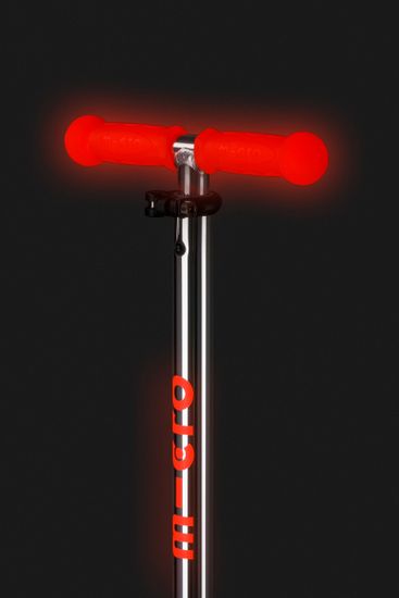 Самокат Maxi Micro Deluxe Glow Plus (светящийся) LED красное сияние