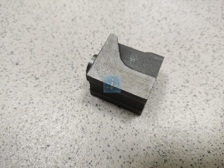 Стойка оси коромысла 840.1007106