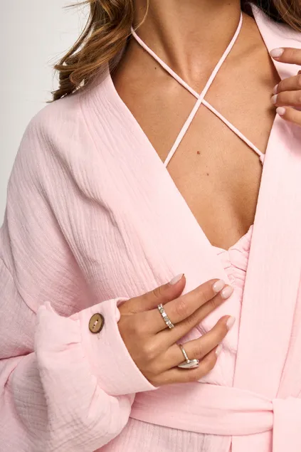 Кимоно на поясе из муслина нежно-розового цвета