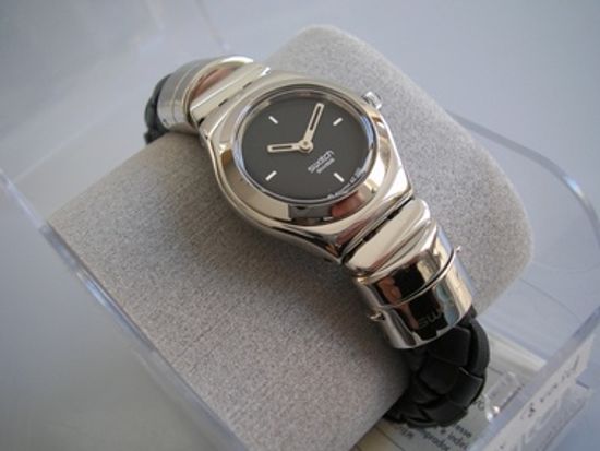 Наручные часы Swatch YSS151HB