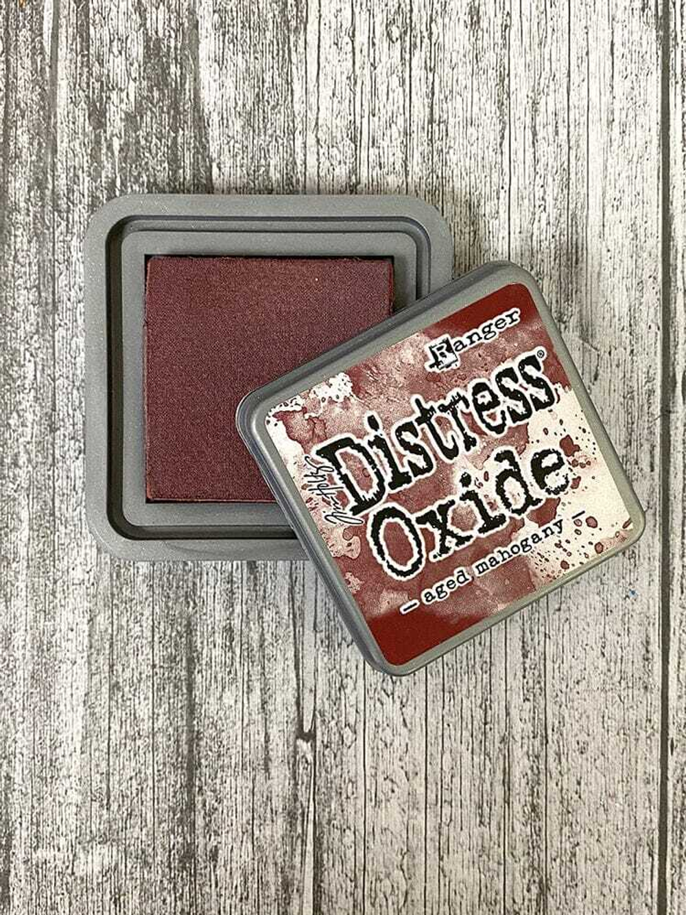 Distress Oxide Pad. Aged Mahogany