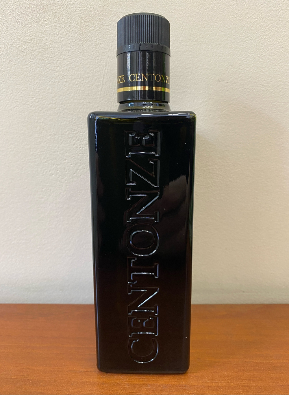 Оливковое масло CENTONZE Case Di Latomie I.G.P., Extra Virgin, темная бутылка 500 мл, Италия