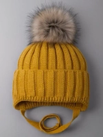 Шапка детская зимняя вязаная с помпоном