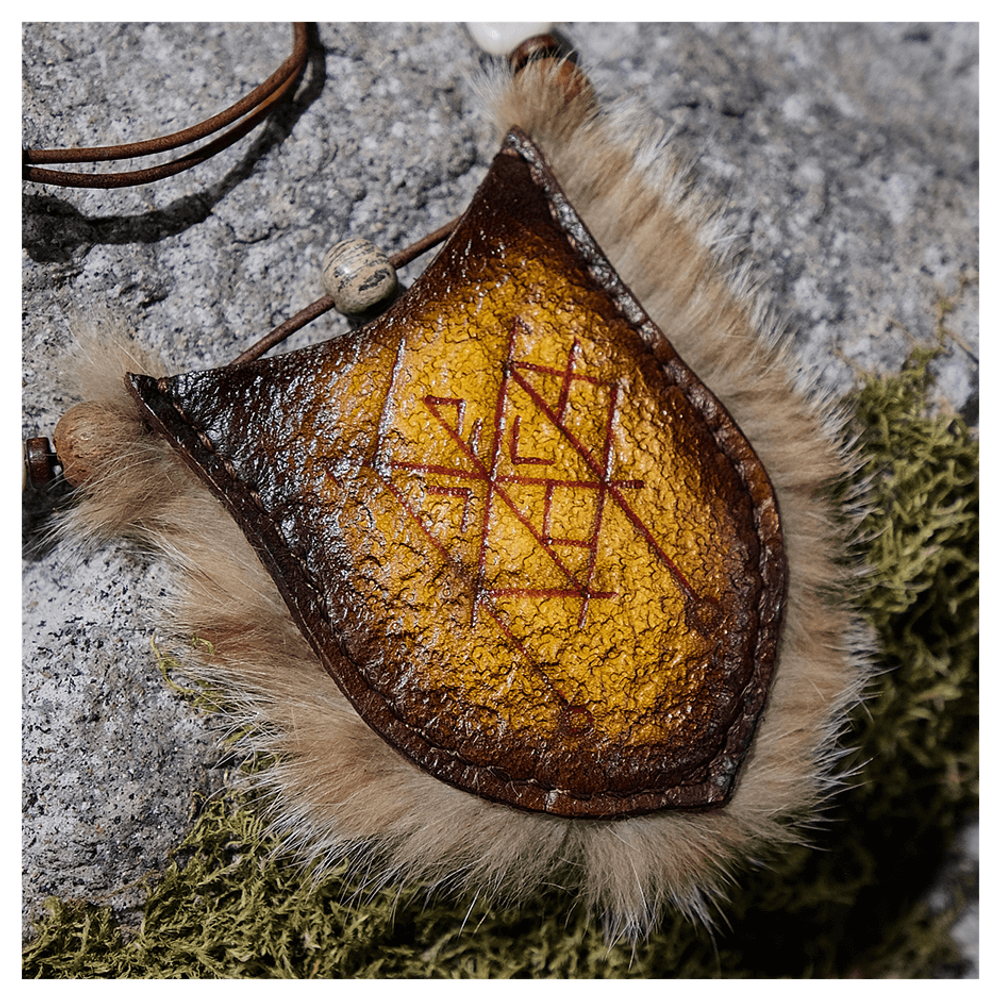 Амулет «Облаченная тайной»