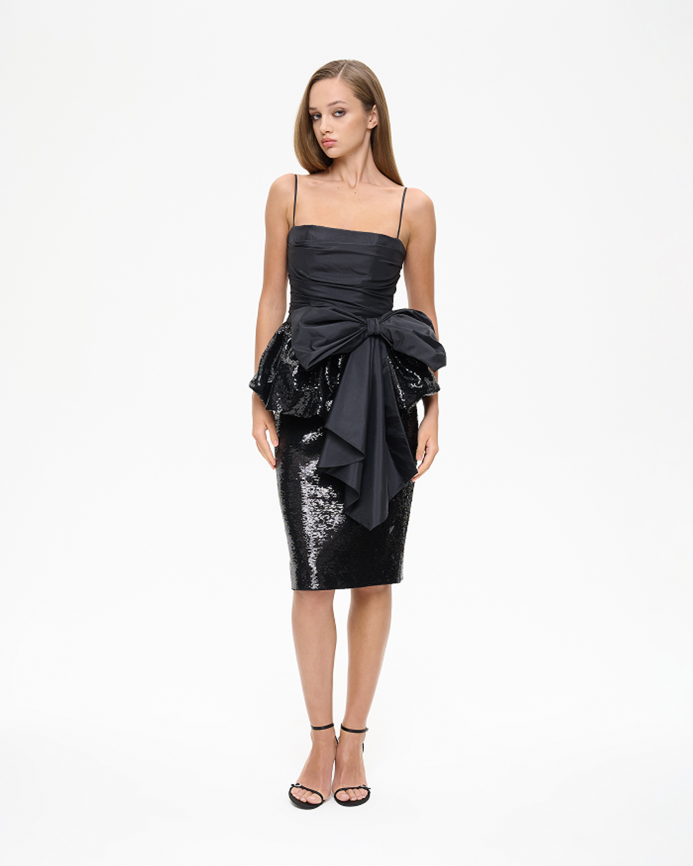 Топ корсетного типа из пайеток и тафты